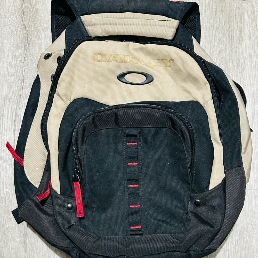 Oakley Men's Backpack in Black and Tan with Red Accents